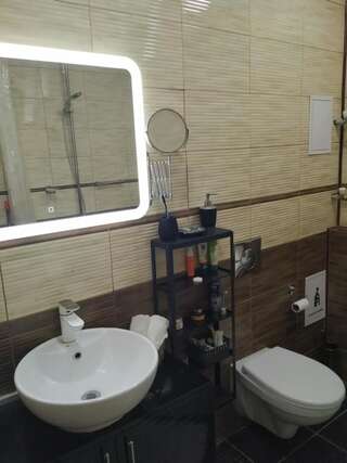 Апартаменты Home Bar 26 Алматы Апартаменты с видом на горы-22